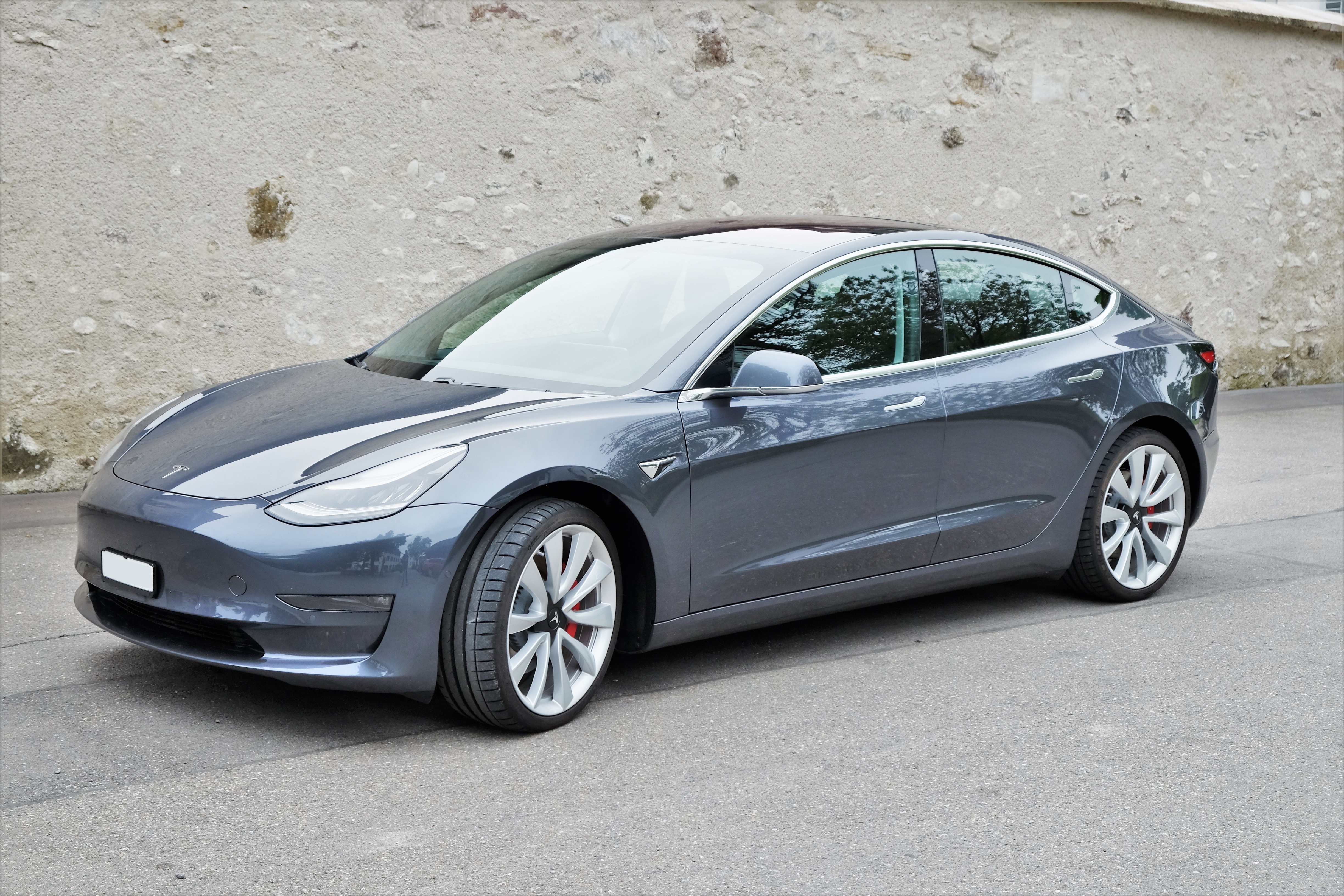 Tesla Model 3 Standard Reichweite Plus Alle Elektroautos